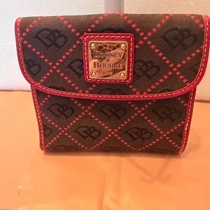 Dooney & Bourke Gretta  credit card wallet